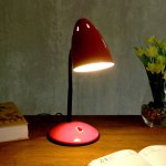 Лампа настольная "Ученик" 1х60Вт Е27 розовый 21х14х34 см.