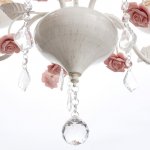 Люстра "Розалин" 5хE14 40Вт белый-розовый 63х63х50 см.