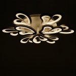 Люстра с ПДУ  "Милана" 9xLED 200Вт 3000-6000К диммер, белый 70х70х12 см.