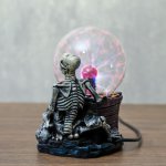 Плазменный шар "Скелет" 13,5х10х16,5 см