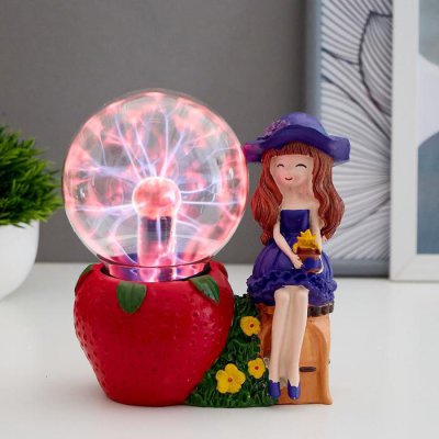 Плазменный шар Плазменный шар "Девочка с клубничкой" 14х9х16 см