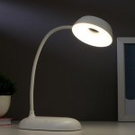 Лампа настольная 1674/1WT LED 3Вт  USB АКБ белый 11,5х9х42 см