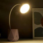 Лампа настольная сенсорная 16091/1 20хLED 4Вт 3 режима USB АКБ фиолетовый 10,5х10,5х47 см