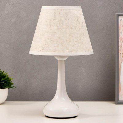 Лампа настольная 16155/1 E27 40Вт белый 19,5х19,5х34 см Лампа настольная 16155/1 E27 40Вт белый 19,5х19,5х34 см