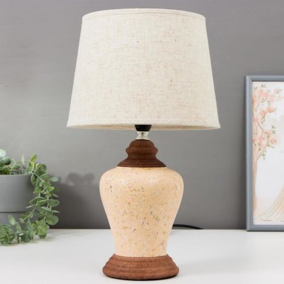 Лампа настольная 16392/1 E14 40Вт 22х22х37 см Лампа настольная 16392/1 E14 40Вт 22х22х37 см