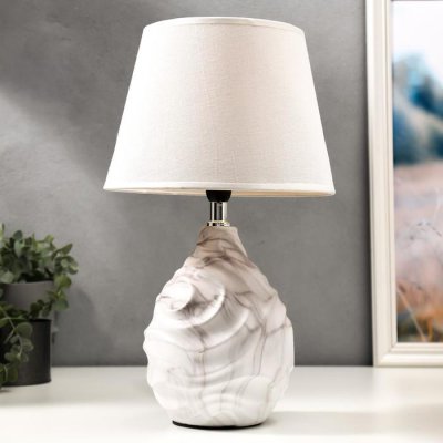 Лампа настольная 16429/1WT E14 40Вт бело-серый 22,5х22,5х37 см Лампа настольная 16429/1WT E14 40Вт бело-серый 22,5х22,5х37 см