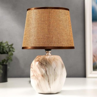 Лампа настольная 16420/1BG E14 40Вт бежевый 17,5х17,5х28,5 см Лампа настольная 16420/1BG E14 40Вт бежевый 17,5х17,5х28,5 см