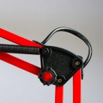 Лампа настольная Е27, h=55 см, шарнирная, на зажиме (220В) красная