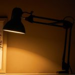 Лампа настольная Е27, h=55 см, шарнирная, на зажиме (220В) зеленая